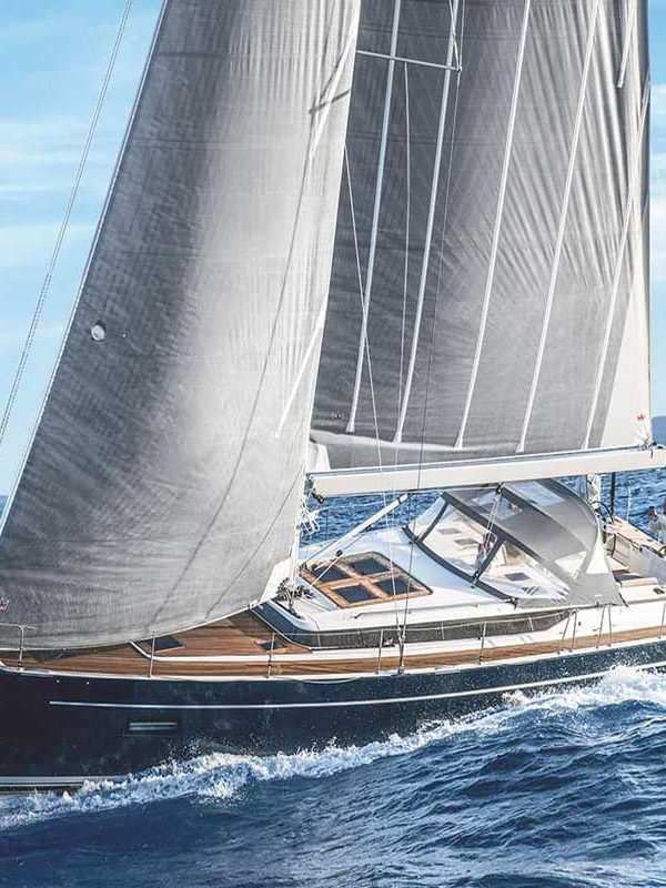 Bavaria_c57_sailing